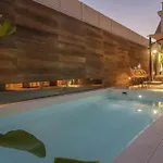 Nilu Al Mare - Pool & Sea Villa