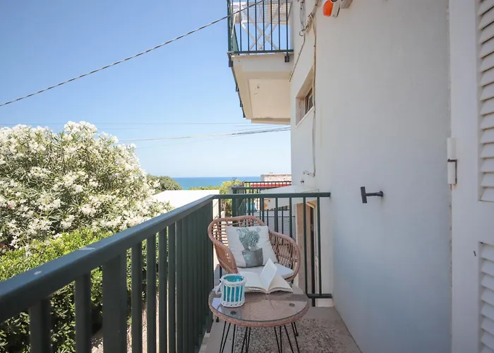 Nilu Al Mare - Pool & Sea