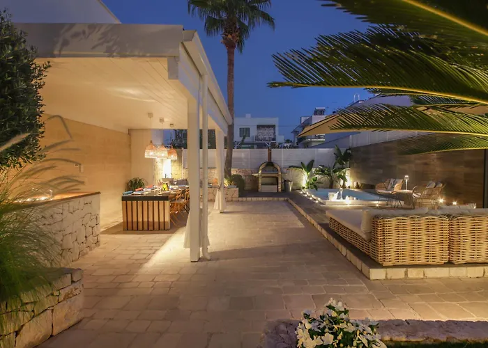 Villa Nilu Al Mare - Pool & Sea